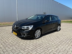 Renault Mégane Estate - 1.2 TCe Limited , Automaat, Stoelverwarming, Climaat control, Trekhaak
