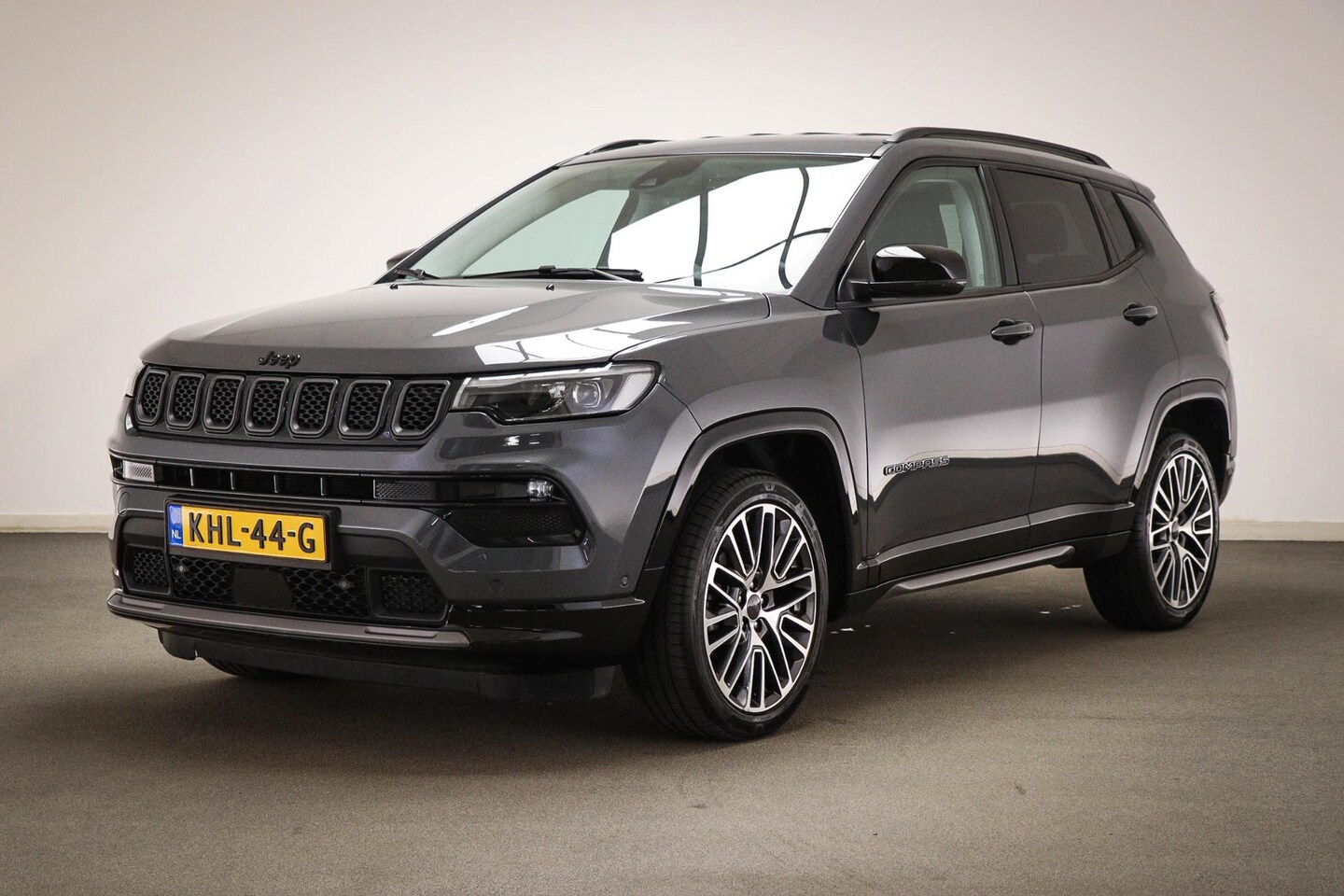 Jeep Compass - 1.5T e-Hybrid Summit | LED | STOELVENTILATIE | DAB | APPLE | CAMERA | 19" - AutoWereld.nl