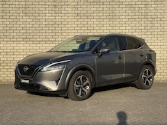 Nissan Qashqai - 1.3 MHEV Xtronic N-Connecta | Trekhaak | Panoramadak | Navigatie | 360° Camera |