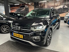 Volkswagen T-Cross - 1.5 TSI Style / Carplay /Trekhaak/ Stoelverwarming