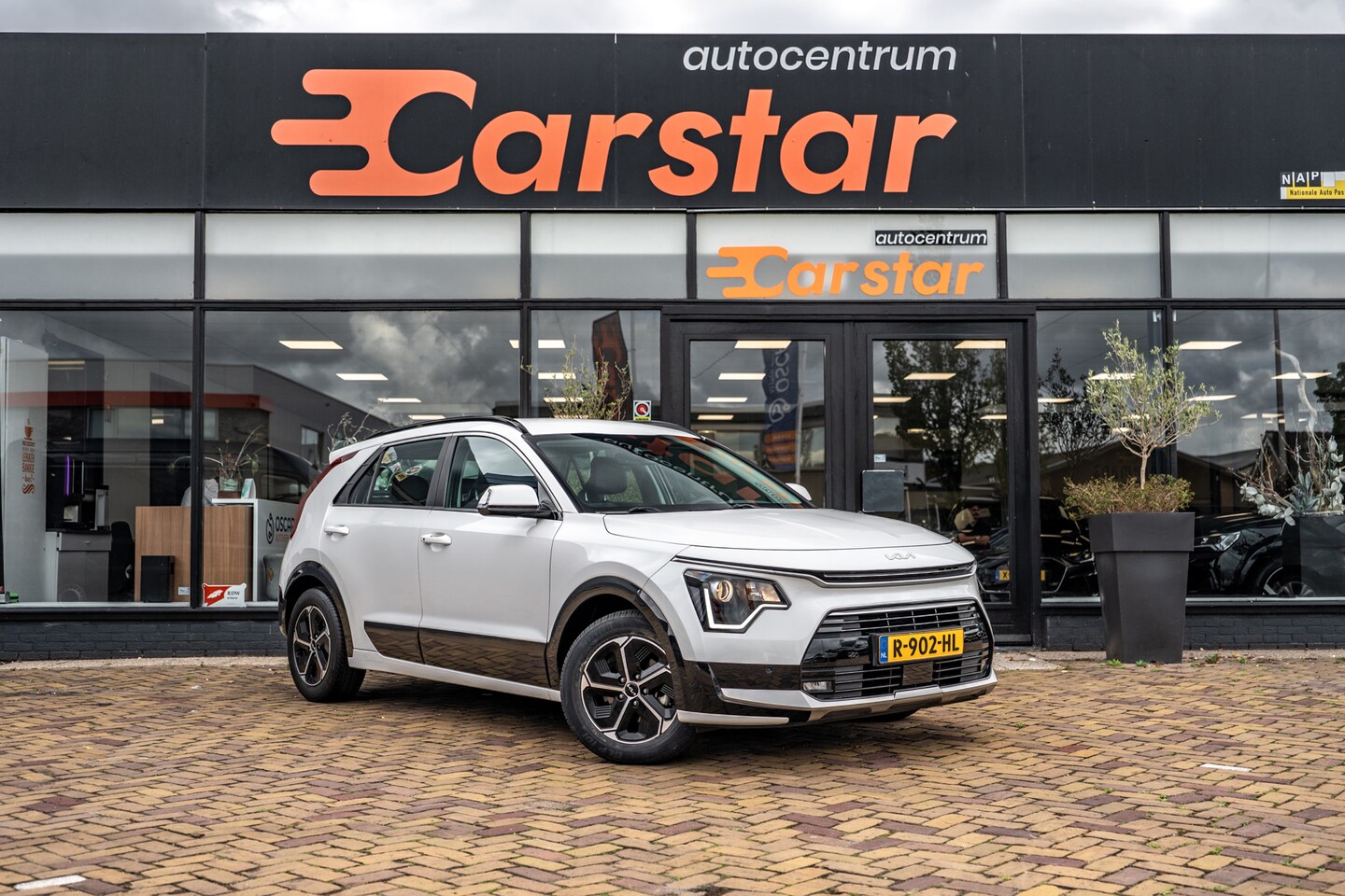 Kia Niro - 1.6 GDi Hybrid DynamicLine|CAMERA|PDC|CRUISE - AutoWereld.nl