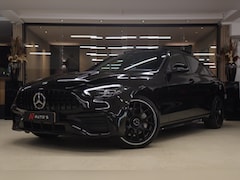 Mercedes-Benz C-klasse - 300 E AMG Line PANO/CARPLAY/SFEERV/CAMERA/BOMVOL