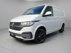 Volkswagen Transporter - 2.0 TDI L1H1 150PK * Trekhaak * Navigatiesysteem * 3-Zits * Parkeercamera * 96.000KM