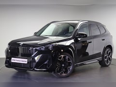 BMW X1 - M35i M Sport Automaat / Panoramadak / Trekhaak / M Adaptief onderstel / Comfort Access / A