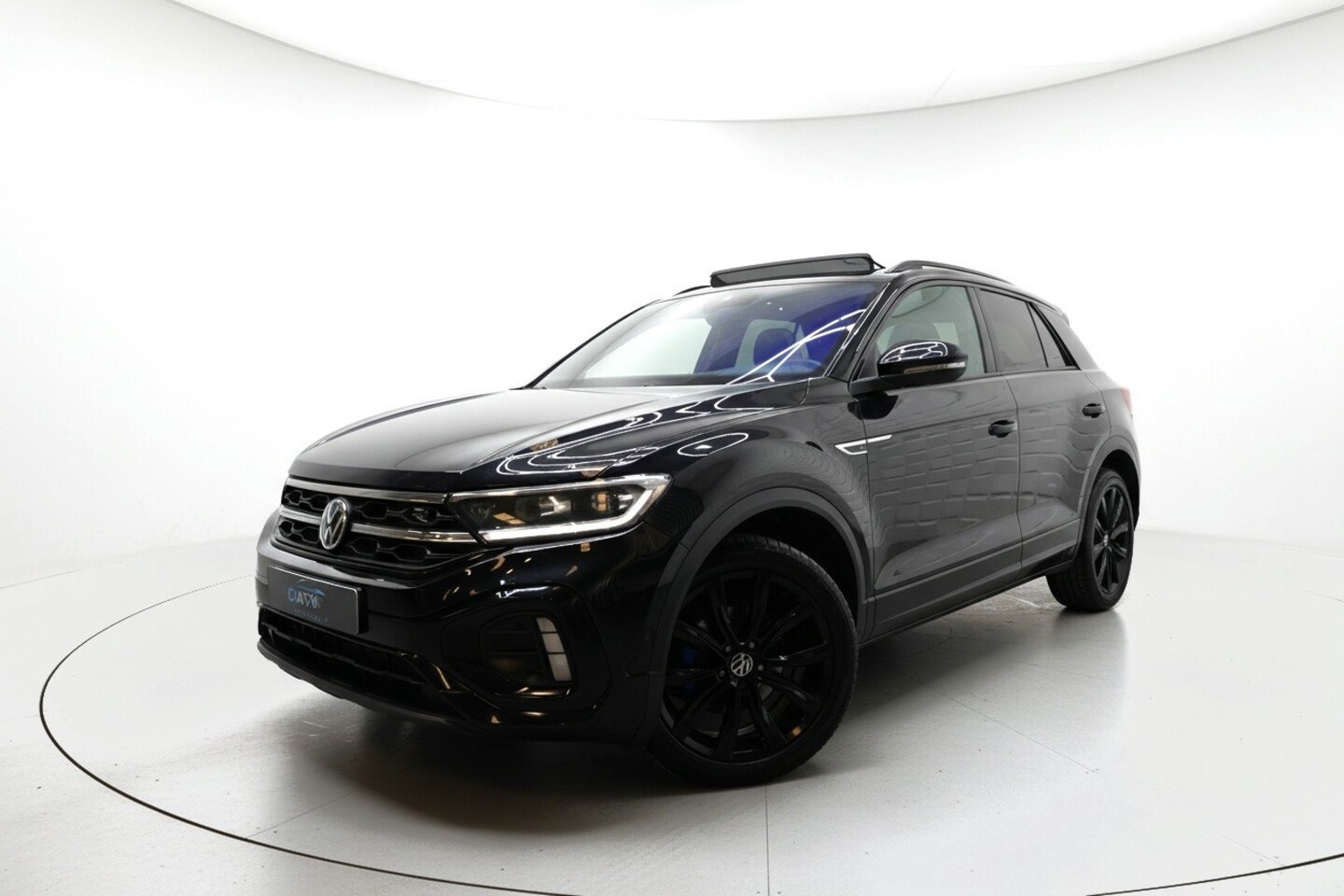 Volkswagen T-Roc - 1.5 TSI 2x R LINE PANO VIRTUAL CAM ACC IQ - AutoWereld.nl