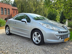 Peugeot 207 CC - 1.6-16V T Sport AIRCO/leer