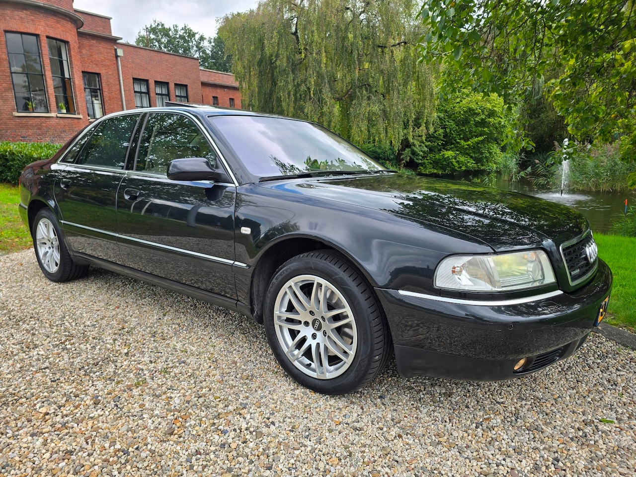 Audi A8 - 4.2 5V quattro Exclusive 4.2 5V quattro Exclusive - AutoWereld.nl