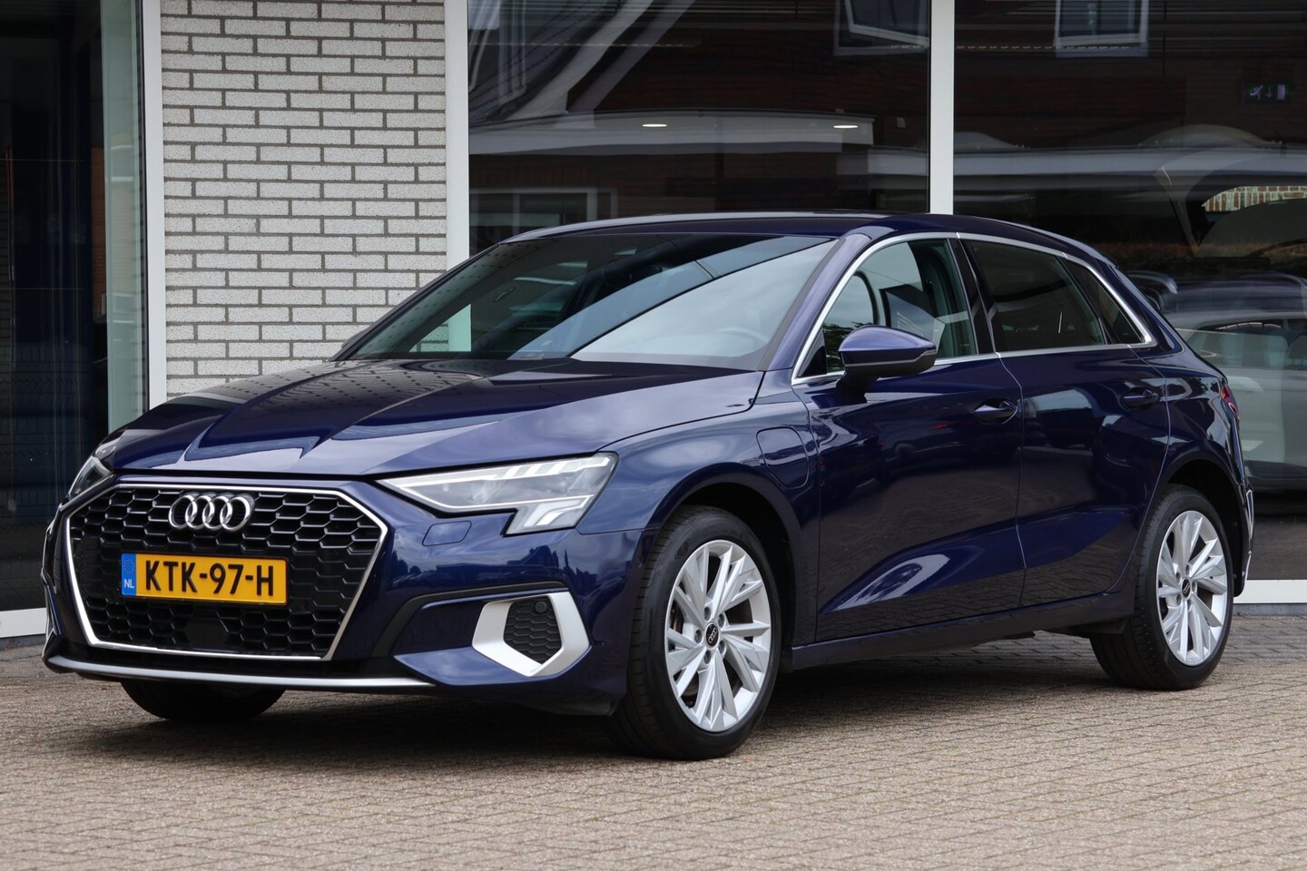 Audi A3 Sportback - 40 TFSI e Edition SOH 91% Lederen stoelen Led-pakket - AutoWereld.nl
