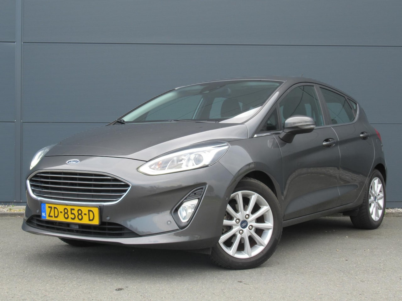 Ford Fiesta - 1.0 EcoBoost Titanium | Adaptive Cruise | B&O | Camera | PDC voor en achter - AutoWereld.nl