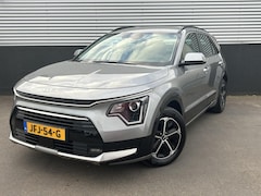 Kia Niro - 1.6 GDi Hybrid DynamicLine Nederlandse auto, Parkeersensoren, Smart Key, Achteruitrijcamer