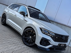 Volkswagen Touareg - 3.0 TSi eHybrid R 462Pk Puglia Sechura Pano Massage