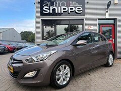 Hyundai i30 - 1.6 GDI i-Motion -AUTOMAAT-DAB+-CLIMA-CRUISECONTROL-KEYLESS-STOELVERWARMING-5 DEURS-PDC V+