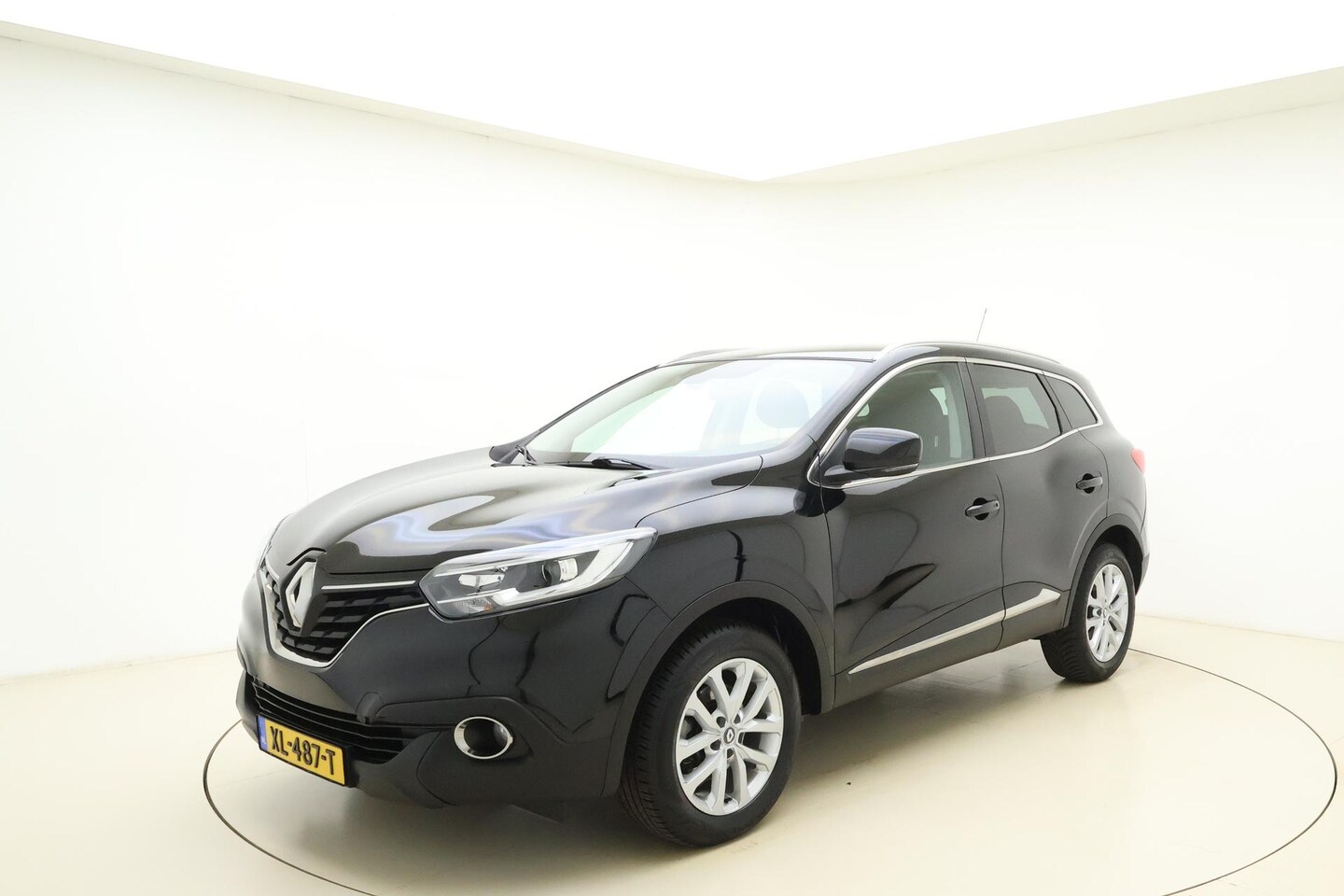 Renault Kadjar - 1.2 TCe Limited | Apple carplay/Android auto | Cruise control | Keyless entry | Trekhaak | - AutoWereld.nl