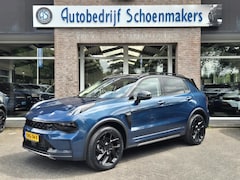 Lynk & Co 01 - 1.5 261PK BLACKLINE 360-CAMERA STOELVERW. PANO/SCHUIF MEMORY INFINITY DAB NAVI CARPLAY ELE