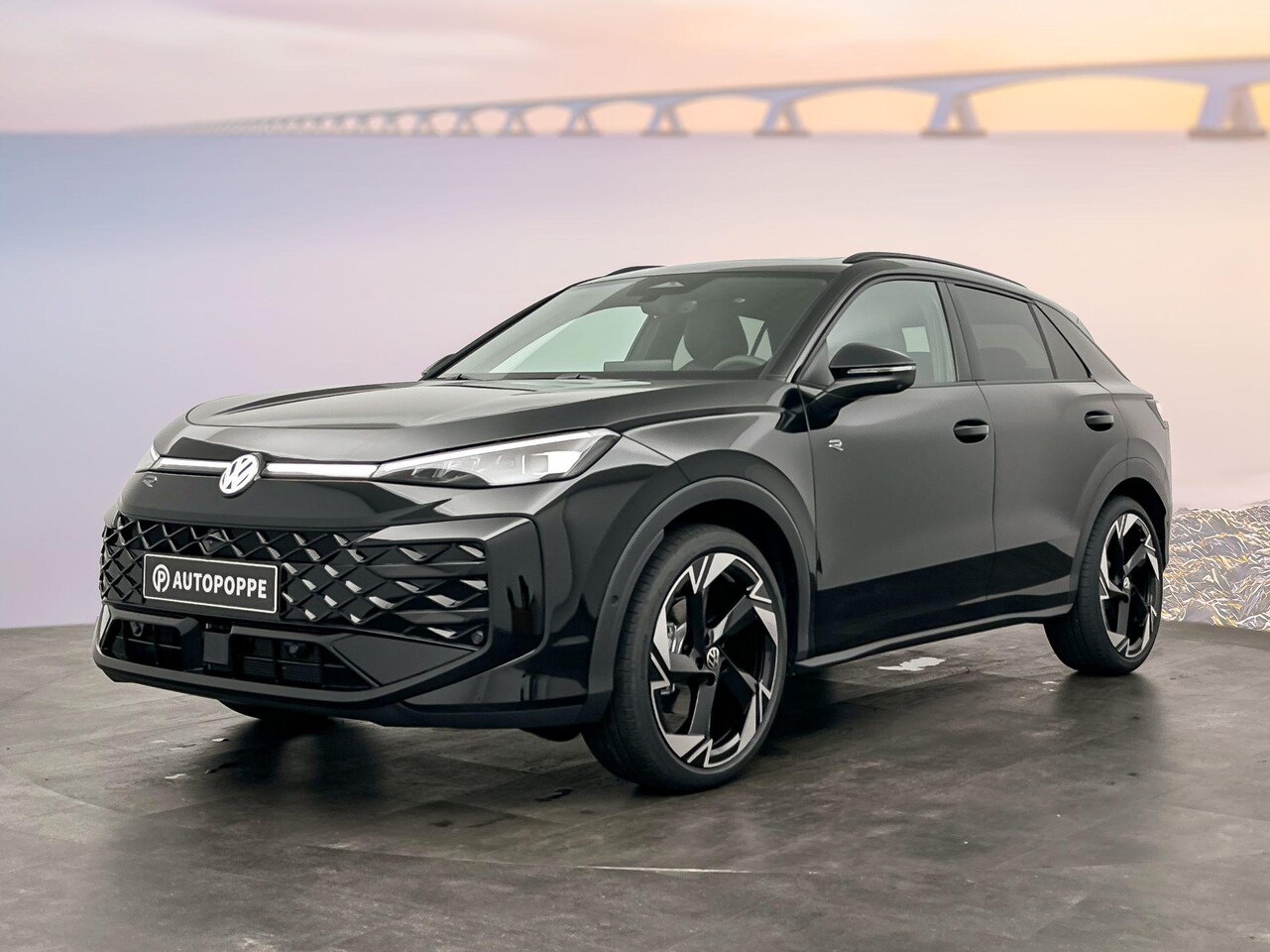 Volkswagen T-Roc - 1.5 eTsi R-Line First Edition 1.5 eTsi R-Line First Edition - AutoWereld.nl