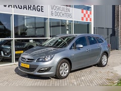 Opel Astra Sports Tourer - 1.4 Turbo Business +