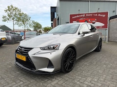 Lexus IS - 300h Hybrid Business Line