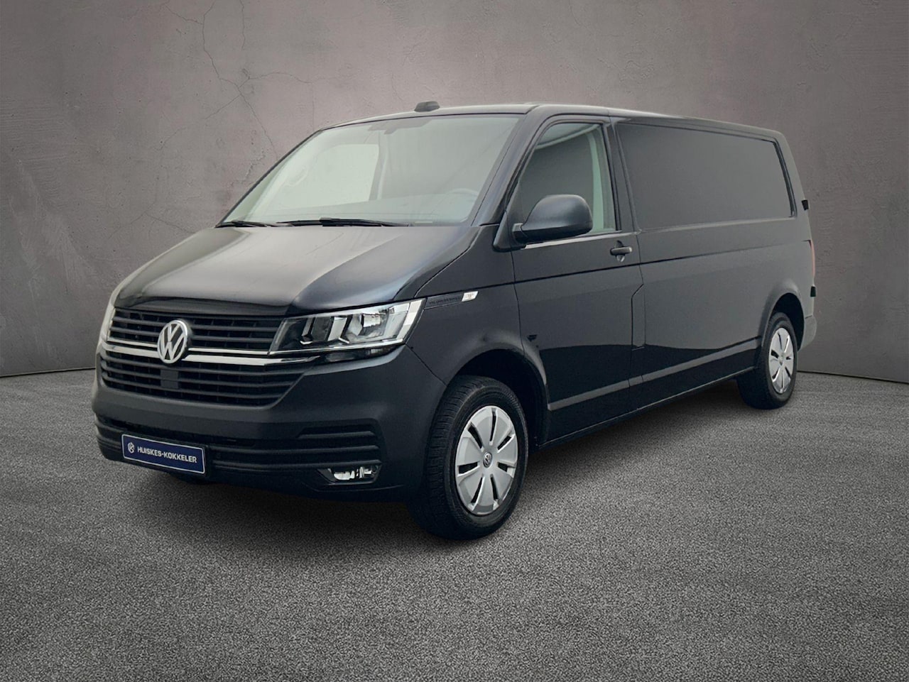 Volkswagen Transporter - T6.1 2.0 TDI 110pk L2 Comfortline | Achterdeuren | Navi | Trekhaak | BPM-vrij | DAB | Park - AutoWereld.nl