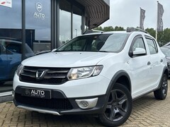 Dacia Sandero Stepway - 0.9 TCe Lauréate 90PK | NL AUTO | NAP | Navigatie | Airco | Parkeersensoren | Cruise Contr