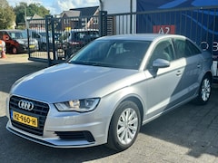 Audi A3 Limousine - 1.4 TFSI CoD Attraction Pro Line / CRUISE CONTROL / NAVIGATIE / TREKHAAK / NAP