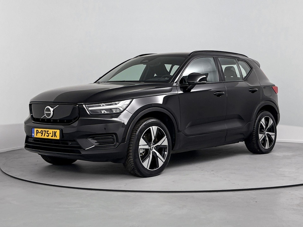 Volvo XC40 - Recharge Twin Plus | 92,2% SOH | Trekhaak | 1e Eigenaar | Origineel Nederlands | Automaat - AutoWereld.nl