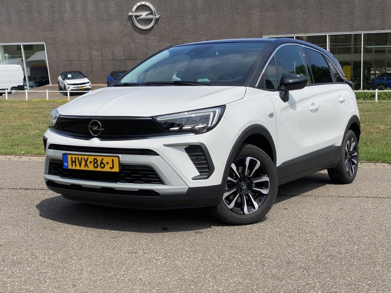 Opel Crossland - 1.2 Turbo Elegance #RIJKLAAR# | Camera | Sensoren | Navigatie - AutoWereld.nl
