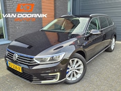 Volkswagen Passat Variant - 1.4 TSI GTE Connected Series 218PK/Carplay/Trekhaak/Led Xenon/Dealer onderhouden