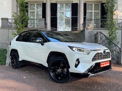 Toyota RAV4 - 2.5 Hybrid Style Automaat Navi Xenon Leder Camera Climate Cruise Ctr Pdc Full Options