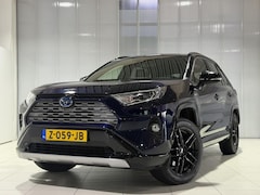 Toyota RAV4 - 2.5 Hybrid Style Afneembare trekhaak , Winterbanden set met lm velgen , Parkeersensoren ,