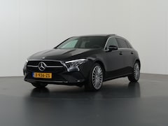 Mercedes-Benz A-klasse - 250 e Business Line | Panoramadak | Getint glas | Thermotronic | Widescreen | Stoelverwarm