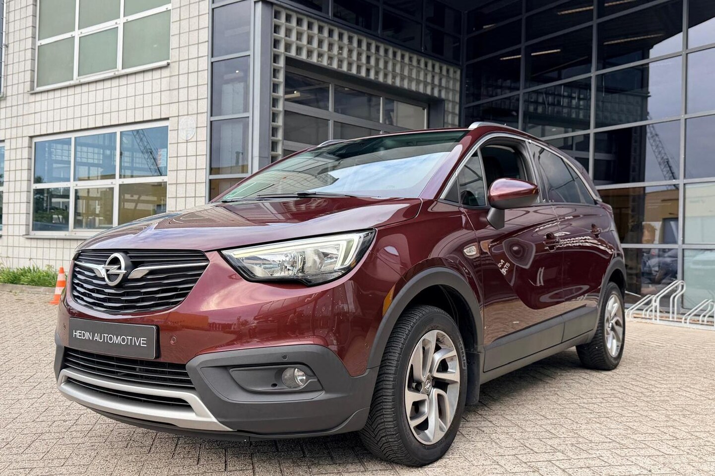 Opel Crossland X - 1.2 Turbo 110PK Innovation Aut. | Trekhaak | Navigatie | Camera | Comfortstoelen | Stoel/S - AutoWereld.nl