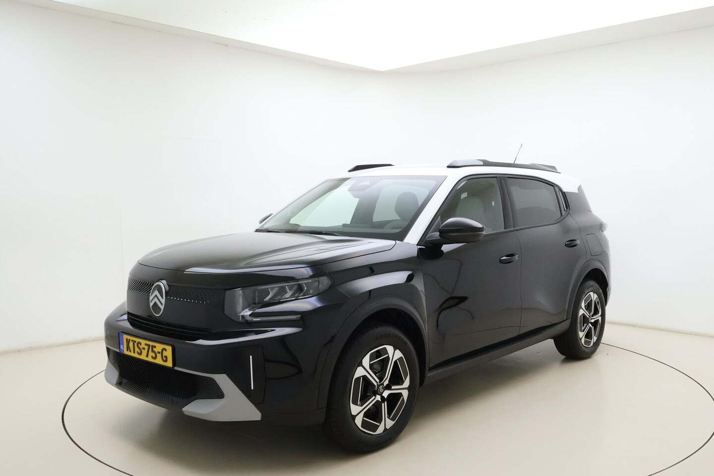 Citroën Ë-C3 Aircross - Max Extended Range 54 kWh 113 Pk | NIEUW VOORRAAD | €2500,- Voordeel | 400 KM WLTP | 3-Fas - AutoWereld.nl