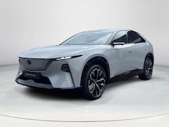 Mazda CX-6e - Takumi Plus 78 kWh | NU LEVERBAAR | Digitale Zijspiegels | 21" Velgen | Panorama Dak | Dig