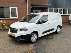 Opel Combo - 1.5D L2H1 Standaard / 131PK Automaat / Camera / Stuur verwarming