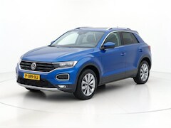 Volkswagen T-Roc - 1.5 TSI Sport ADAP CRUISE STOELVERW CARPLAY