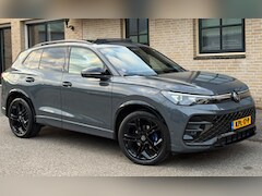 Volkswagen Tiguan - 1.5 eTSI R-Line|PANO|360|TREKHAAK|HUD|H/K