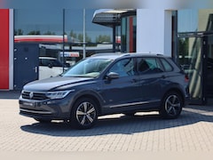 Volkswagen Tiguan - 1.4 TSI eHybrid R-Line Business+ SOH 93, 6% | 245PK / 180kW DSG, Wegklapbare trekhaak, ach