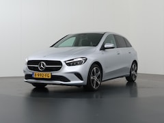 Mercedes-Benz B-klasse - 250 e Luxury Line | Trekhaak wegklapbaar | Dodehoekassistent | Getint glas | Key-less Go |