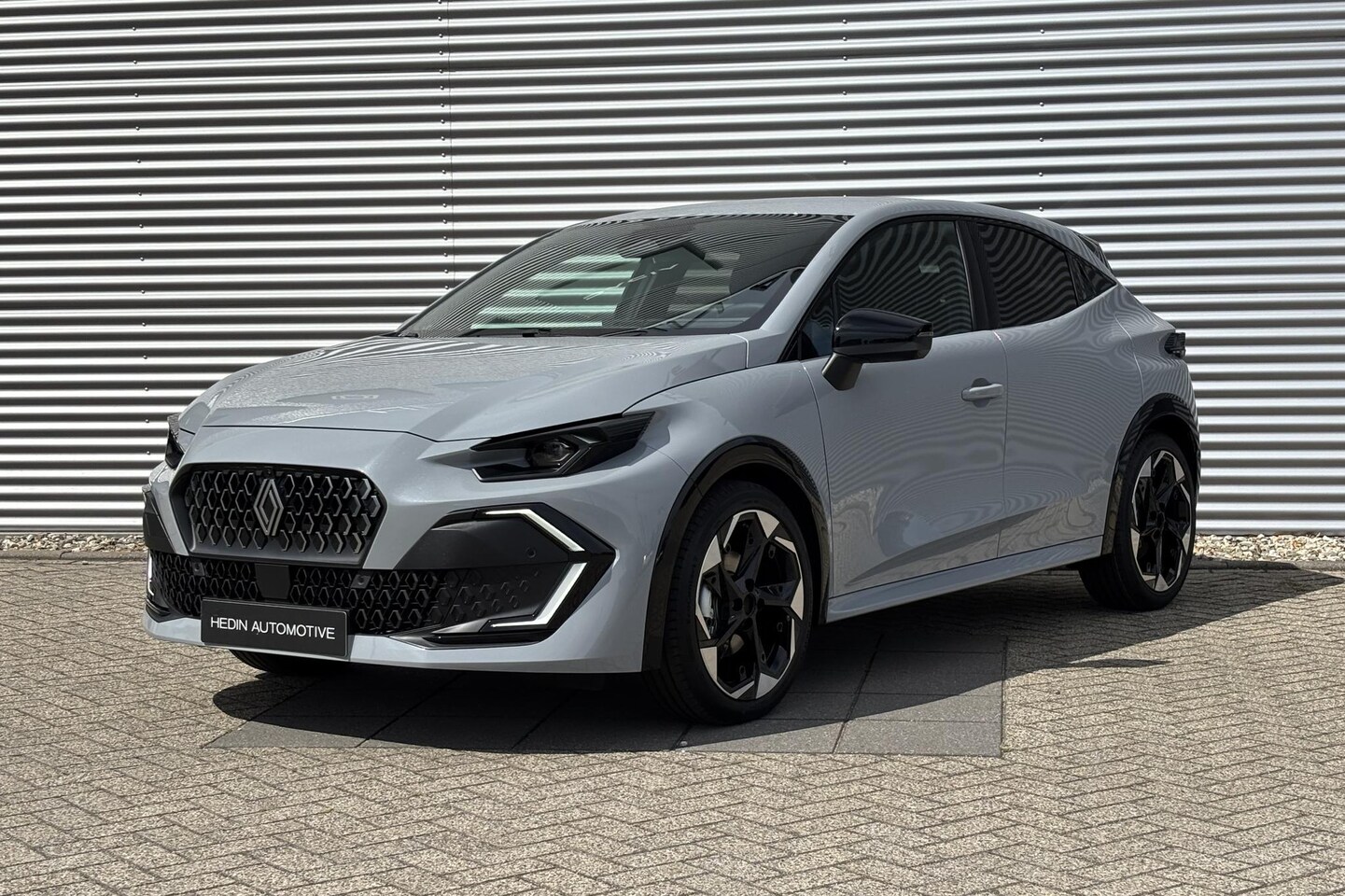Renault Clio - nieuwe Renault 1.8 Hybrid 160 techno | achteruitrijcamera | parkeersensoren achter | LM ve - AutoWereld.nl
