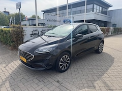 Ford Fiesta - 1.0 EcoBoost Titanium | Parkeersensoren Achter | Cruise Ctrl | Apple Carplay/ Android Auto