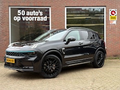 Lynk & Co 01 - 1.5 | Trekhaak | Panorama | Navi | Cruise | Carplay | Zwart | Camera