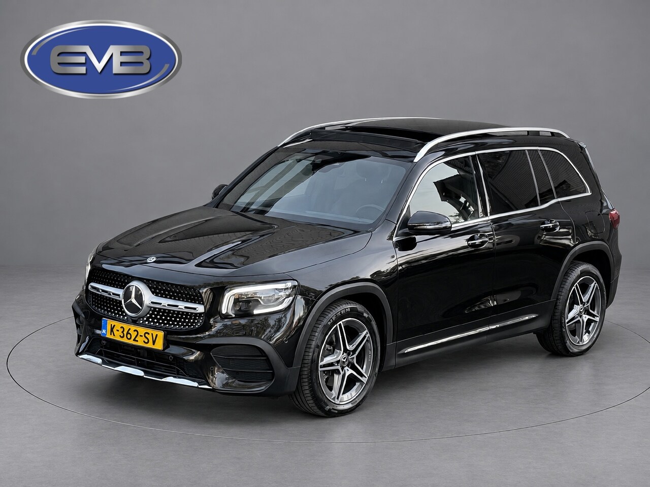 Mercedes-Benz GLB - AMG styling 7 persoons, panoramadak, electr bedienbare trekhaak, VOL OPTIES, 1e eigenaar, - AutoWereld.nl