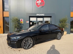 BMW 7-serie - 745e High Executive l full optios 4 wiel sturing l 360 l H&K