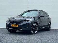 BMW iX3 - High Ex Org NL Pano Head up HK Apple 360 Cam SOH 98, 2% Mem seats Dodehoek detectie Lane a
