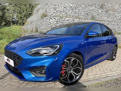 Ford Focus - ST-Line 1.5 EcoBoost Pano B&O Elec. Stoel 182 pk
