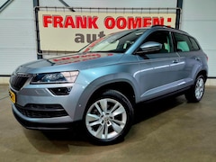 Skoda Karoq - 1.5 TSI 150PK ACT Business Edition Plus + Panorama|Park assist|Keyless|Adaptive cruise|Cli