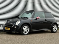MINI Cooper - 1.6 Salt, APK, Panoramadak – PDC – Cruise – 15" Lichtmetaal