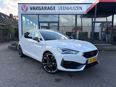 CUPRA Leon - 1.4 e-Hybrid VZ Business 245pk|Rijklaar prijs|19 inch|Stoel/stuur verw.|Navi|ACC|
