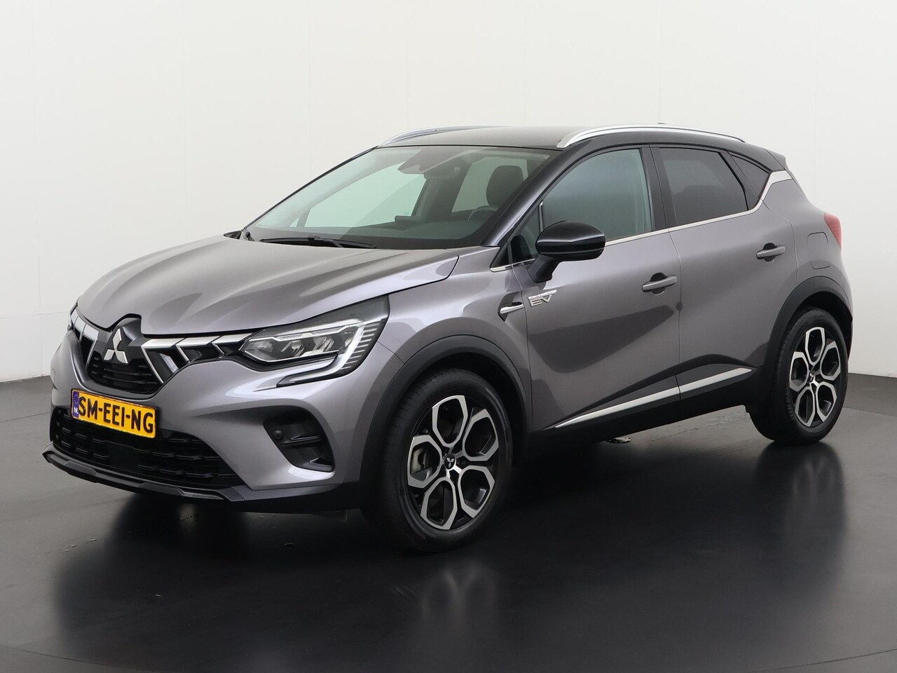 Renault Captur - 1.6 PHEV Instyle | Camera | Blind spot | Plug in | Zondag Open! - AutoWereld.nl