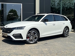 Skoda Octavia Combi - 1.4 TSI RS iV PHEV Business | Kantel/schuif dak | Elek achterklep | Matrix lampen
